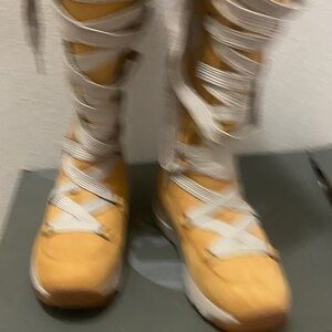 Timberland Lace-Up Waterproof Boots in Wheat Nubuck